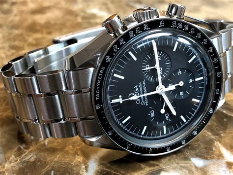 omega speedmaster moon watch speed